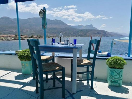 Mani Holiday House Kotronion  Exterior foto